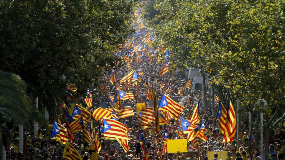 Съдът спря вота за независимост на Каталуния | StandartNews.com