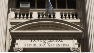Управителят на аржентинската централна банка подаде оставка