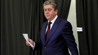 Първанов: Гласувах за парламент и правителство на държавността