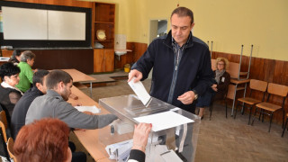 Гуцанов: Гласувах, за да са спокойни хората за бъдещето 