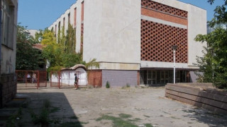 Община Сливен възстановява уникална зала след четвърт век