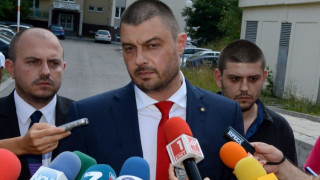Бареков: Не искаме министерски постове, а работни места за българите