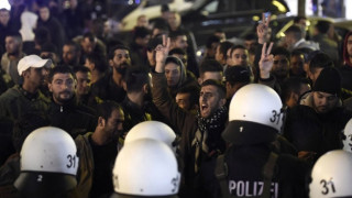 Стотици кюрди протестираха през нощта в Хамбург