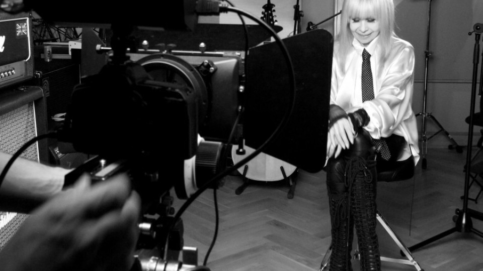 Лили Иванова: Стъпвам здраво на земята | StandartNews.com