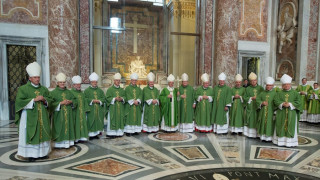 Ватиканът рязко зави по въпроса за хомосексуалността