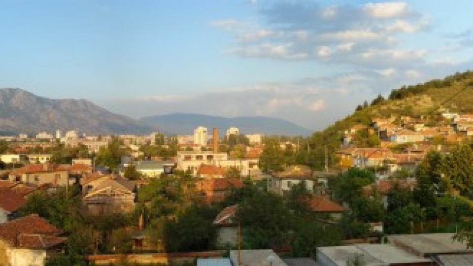 Италианка търси работа от кмета на Сливен | StandartNews.com