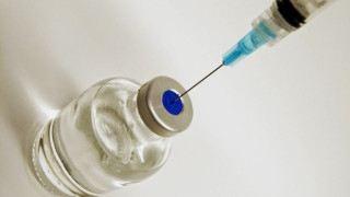 Поръчват шествалентната ваксина без търг
