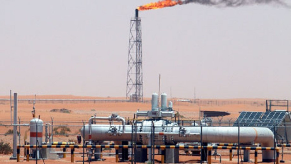 Цената на петрола продължава да пада | StandartNews.com