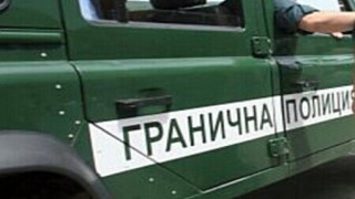 Хванаха 33 мигранти в опит да минат Дунав мост