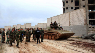 Турция пуска кюрди през границата в Сирия