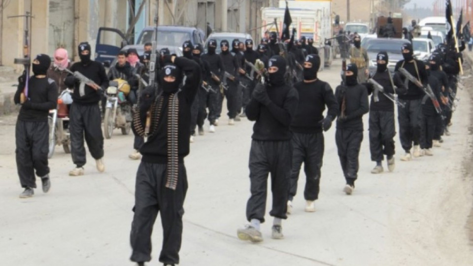 ФБР: Американски ученички се опитали да заминат на джихад в Сирия | StandartNews.com