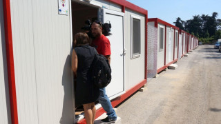 Фургони за 400 бежанци ще има в Любимец