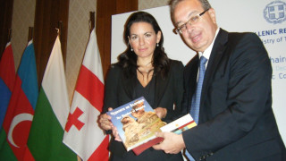 Гръцки министър с "Чудесата на България"