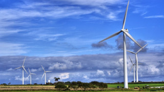 Брюксел иска 27% "зелен ток" до 2030 година