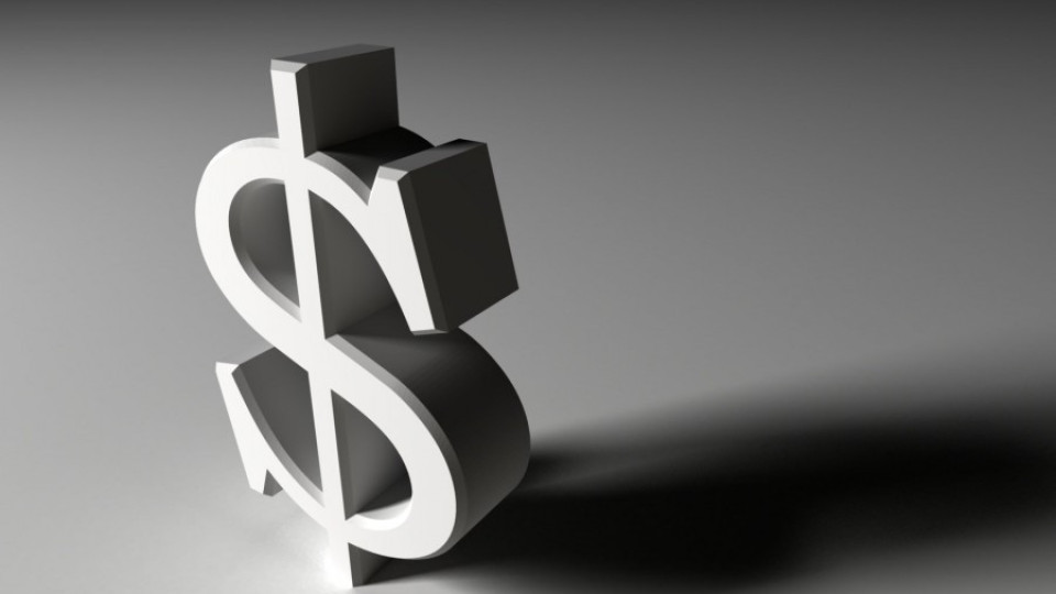 Колко високо се цели доларът спрямо лева? | StandartNews.com
