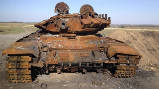 Репортери на "Ройтерс" откриха руски танкове край Донецк