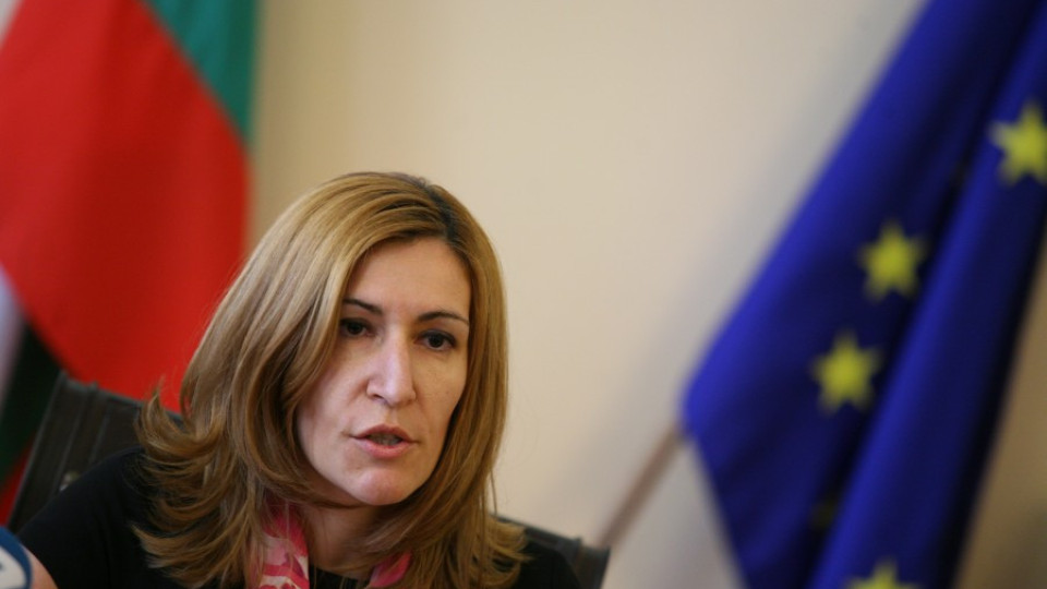 Ангелкова: В БДЖ трябва да се работи дългосрочно | StandartNews.com