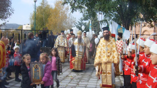 Пловдивският митрополит Николай освети новоизграденото неделно училище в Кърджали