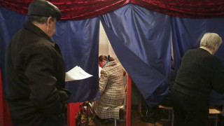 Източна Украйна провежда избори