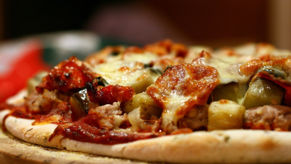 Пицата за вкъщи с етикет за калории | StandartNews.com
