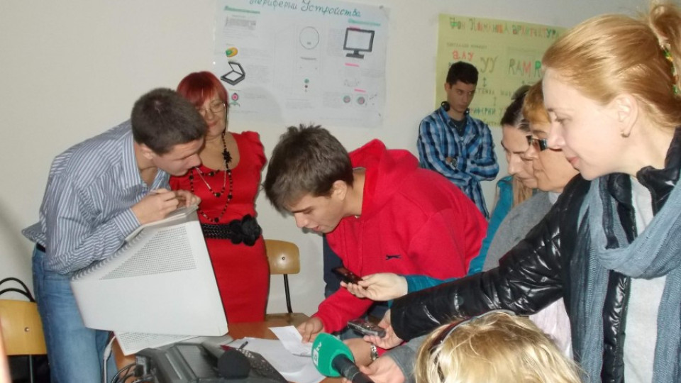 Астронавт говори с ученици от Добрич | StandartNews.com