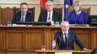 Местан: Тази коалиция е отклонение от евроатлантизма