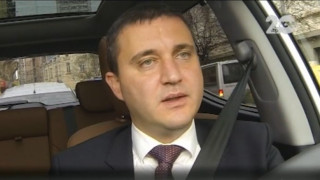 Горанов: Няма да има коледни добавки за пенсионерите