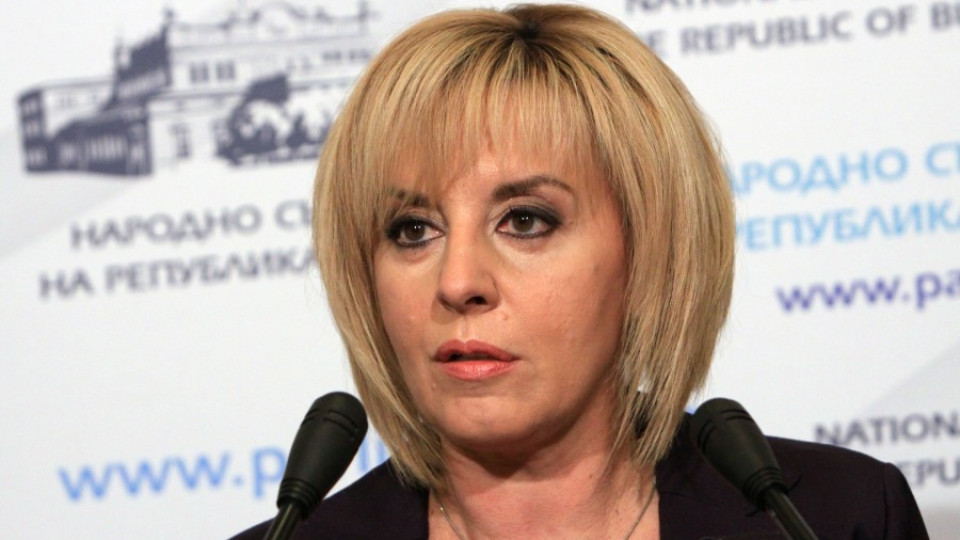 Мая Манолова: Безцеремонно се ограничава опозицията  | StandartNews.com