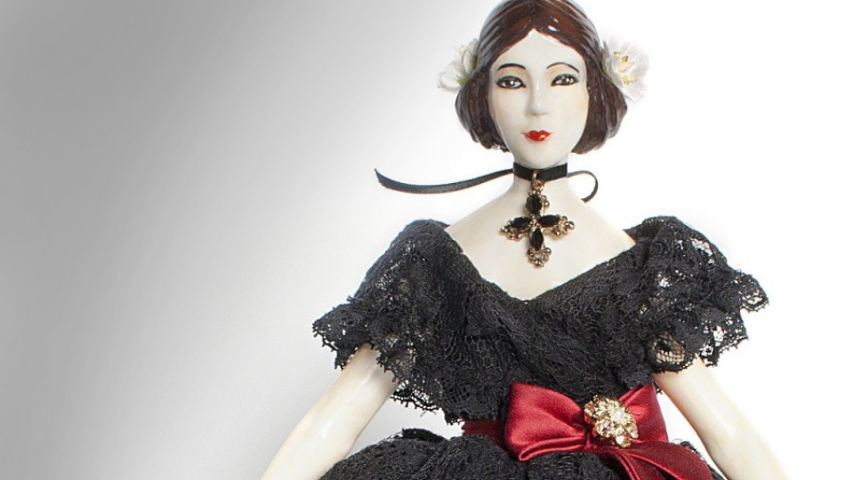 Продават на благотворителен търг уникална кукла на "Долче и Габана" | StandartNews.com