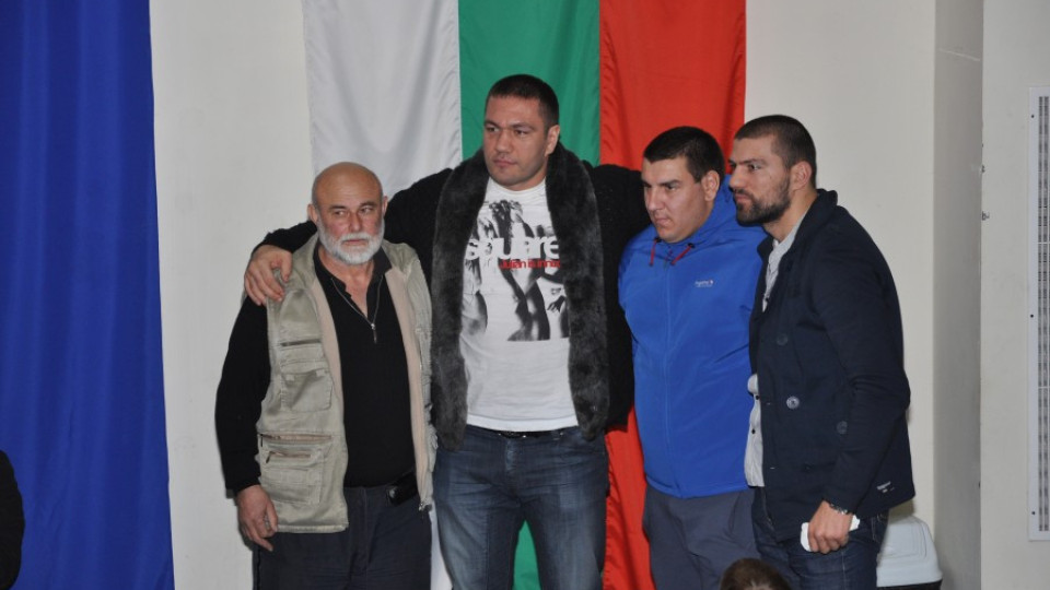 Свещеник: Кобрата е велик, ще се върне по-силен на ринга | StandartNews.com