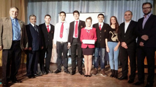 Ученици от Кърджали спечелиха регионалното състезание "Евроскола"