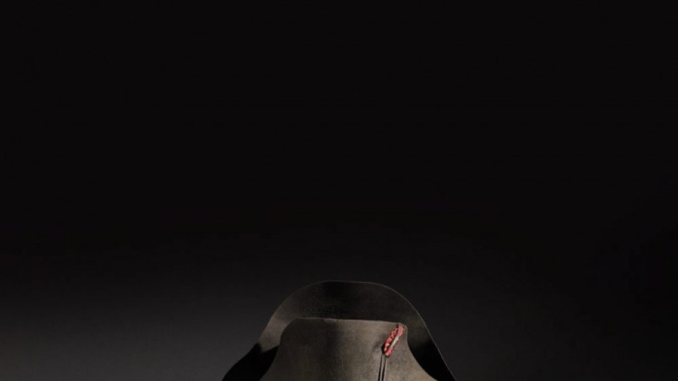 Продадоха шапка на Наполеон за € 1,9 млн. | StandartNews.com