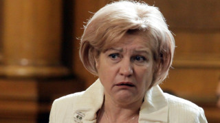 Менда Стоянова: Искров има вина за банковата криза 