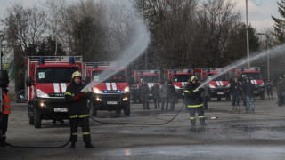 Пожар изпепели завода за електроника край Несебър