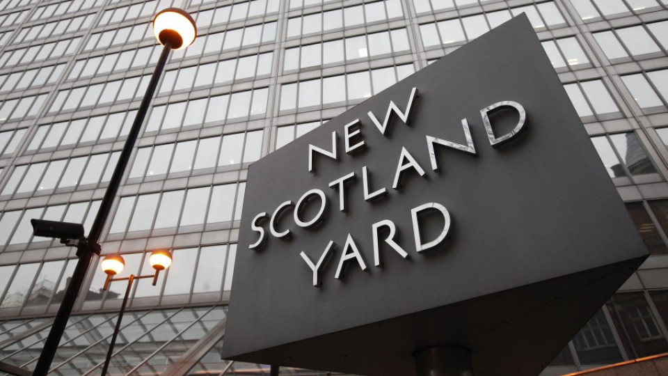 Британски журналисти съдят полицията заради незаконно следене | StandartNews.com