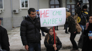 Осъдиха по бързата процедура убиеца на малкия Паоло