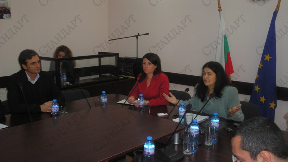 Губернатор събра депутати и местната власт в Стара Загора | StandartNews.com