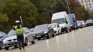 МВР ограничава контакта между катаджии и шофьори