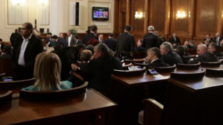 Гласуват актуализацията на бюджета на второ четене