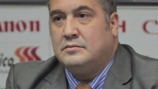 Слави Бинев поема комисията по култура и медии 