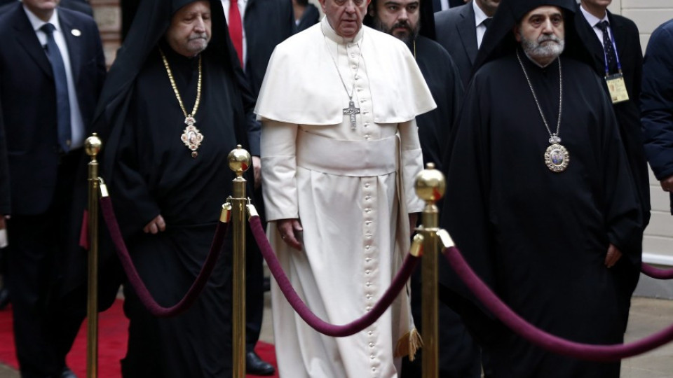 Папата готов на среща с руския патриарх Кирил | StandartNews.com