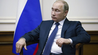 Изненадваща визита на Оланд при Путин