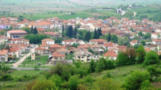 Холандски фармацевт купува земя и къщи у нас