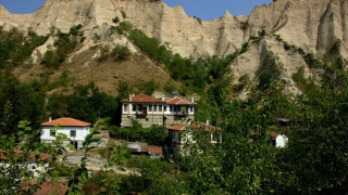 Хотелиери дават пари за здравна служба и аптека в Мелник