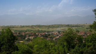 Уточнение за опасните пестициди в село Петрово