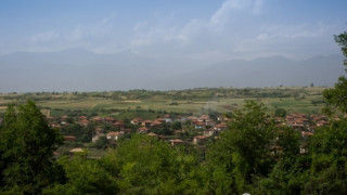 Уточнение за опасните пестициди в село Петрово