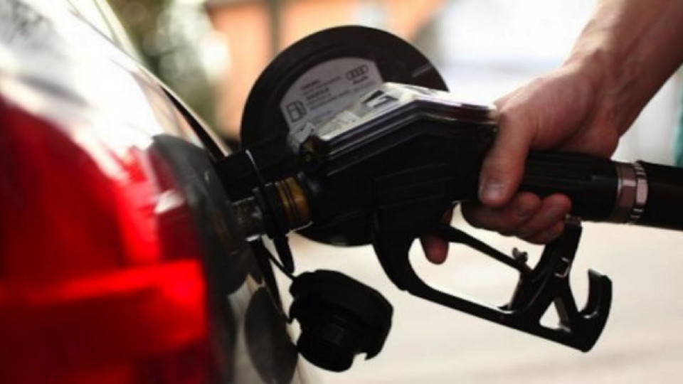 Бензинът и храните свалиха инфлацията | StandartNews.com