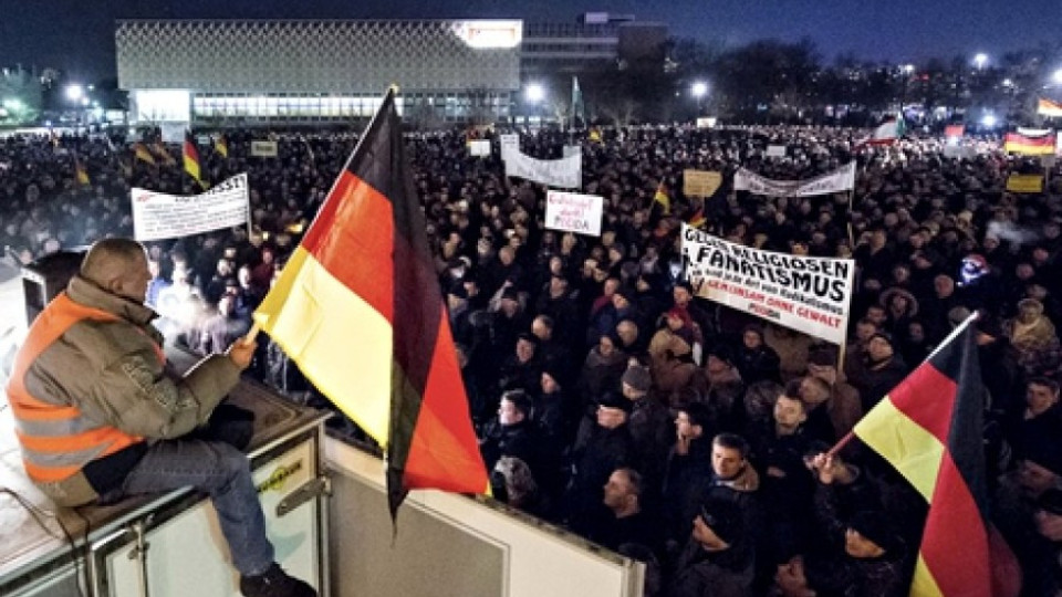 Хиляди излязоха на антиислямска демонстрация в Дрезден | StandartNews.com