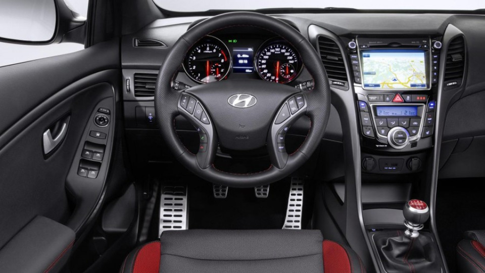 Hyundai показа обновените i30, i40 и новия i20 Coupe | StandartNews.com