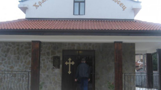 Осветиха най-новия храм в Бургас